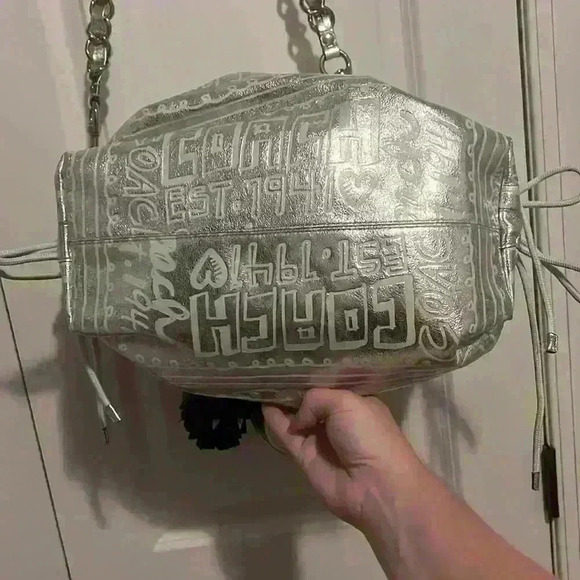 NWOT Metallic Silver Rare Poppy Vintage Y2K Coach Bag Great for Travel - Picture 3 of 14